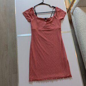 NWT Forever 21 Short Pink Mini dress dusty Rosette detail lettuce edge hem